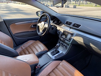Volkswagen Passat CC